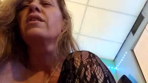 Embershines online show from January 10, 2:46 am