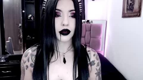 Emerald Black online show from September 18, 6:59 am