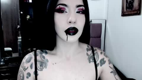 Emerald Black online show from September 22, 4:47 am