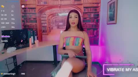 Snapshot of emeli_roushot chatting on February 10, 11:25 am Emeli online show from February 10, 11:25 am