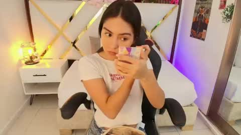 Emily  online show from August 8, 6:37 am