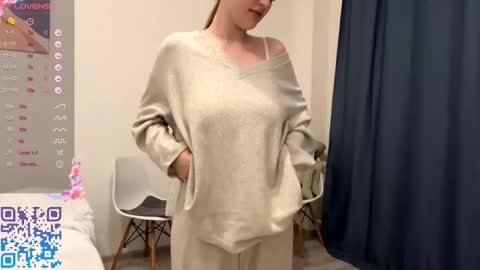 Snapshot of emeraldcotton chatting on October 10, 5:23 pm Gily online show from October 10, 5:23 pm