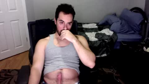 Snapshot of emgee88 chatting on December 10, 5:28 am emgee88 online show from December 10, 5:28 am