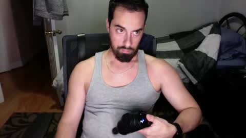 Snapshot of emgee88 chatting on October 16, 12:11 am emgee88 online show from October 16, 12:11 am