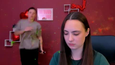 Snapshot of emi_fade chatting on February 16, 8:43 am emi_fade online show from February 16, 8:43 am