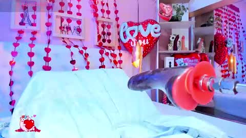 Emily Sarai online show from February 11, 11:54 pm