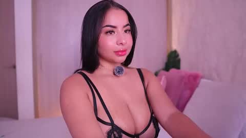    online show from November 13, 3:33 pm