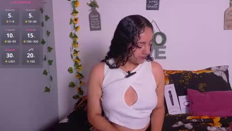 Emily online show from July 8, 11:48 am
