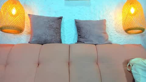 Emily online show from December 2, 11:59 am