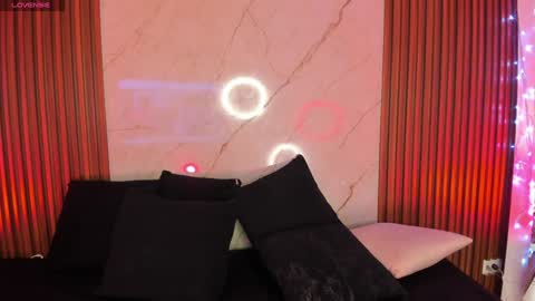   online show from December 26, 10:20 pm