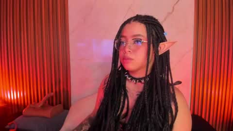   online show from March 12, 9:45 pm