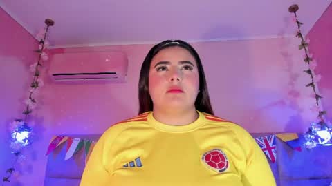Emiily Grace online show from June 21, 11:35 am