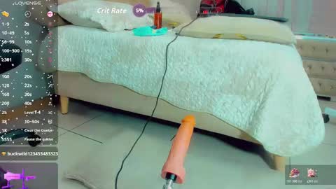 Snapshot of emiilysaenzz chatting on January 8, 5:59 pm EmillySaenz online show from January 8, 5:59 pm