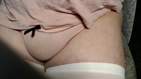 emiiuwu online show from January 16, 3:32 am