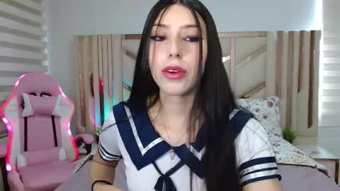 Snapshot of emilee_star chatting on March 10, 1:16 pm Emilee online show from March 10, 1:16 pm