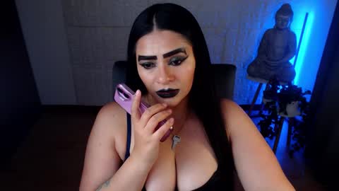 POWERFULL GODDESS EMILI online show from December 17, 4:34 am
