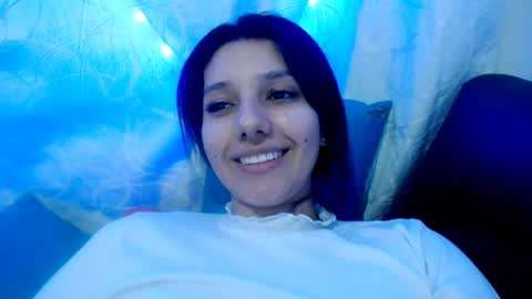 emili riders online show from January 6, 2:03 pm