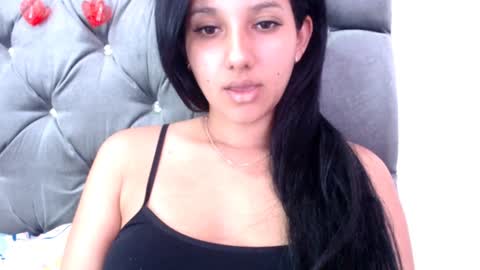 emili riders online show from February 7, 3:30 pm