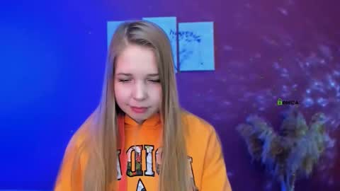 Snapshot of emilia_dark__ chatting on February 8, 12:30 pm emilia_dark__ online show from February 8, 12:30 pm