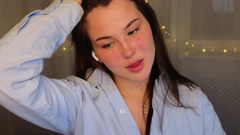 emilia_dream online show from December 16, 3:43 pm