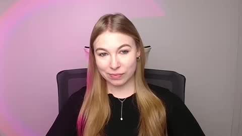 Emilia online show from February 7, 6:03 am