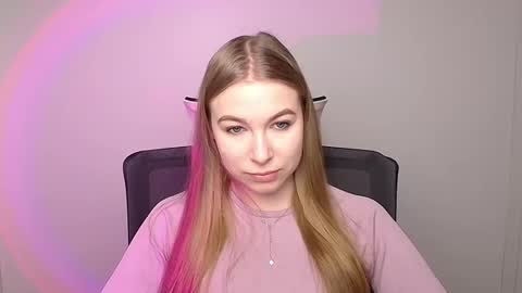 Emilia online show from February 8, 6:12 am