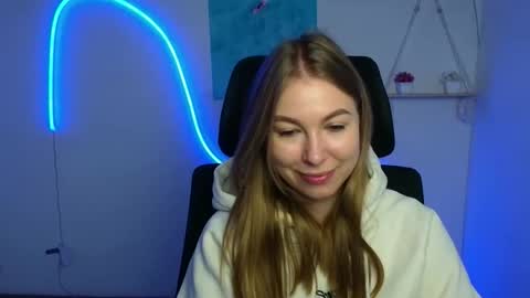 Emilia online show from October 24, 5:26 am