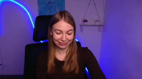 Emilia online show from November 5, 6:46 am