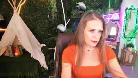 Snapshot of emiliabedy chatting on September 24, 9:12 am Emilia Bedy online show from September 24, 9:12 am