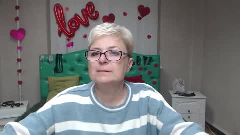 Snapshot of emiliagree chatting on September 30, 5:07 pm EmiliaGree online show from September 30, 5:07 pm