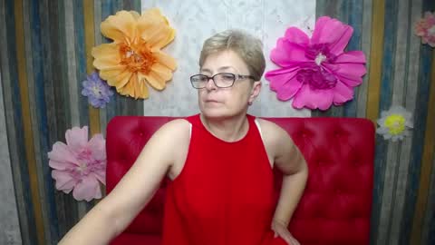 EmiliaGree online show from May 5, 6:16 pm