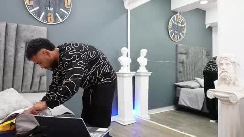 Emilio online show from February 3, 11:26 am