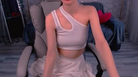 Emily online show from March 18, 6:38 am