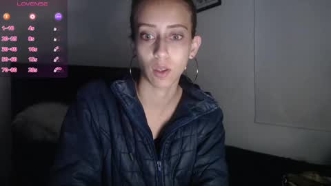 Emilly Gomez online show from February 16, 11:05 am