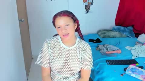 Snapshot of emilly_coper18 chatting on October 4, 2:09 am emily online show from October 4, 2:09 am