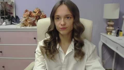 Emilly online show from November 24, 7:41 am