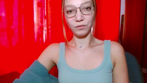 Emilly online show from February 3, 6:40 am