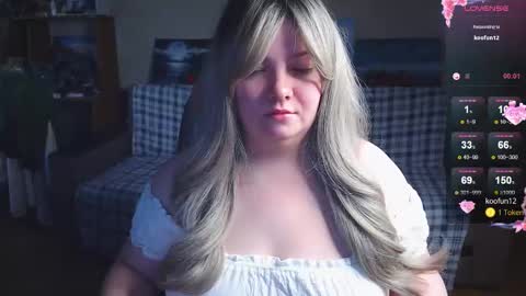 Emily online show from December 14, 11:15 am