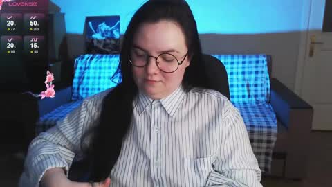 Emily online show from April 4, 5:21 pm