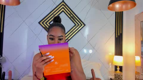 Emilly online show from November 18, 12:31 pm