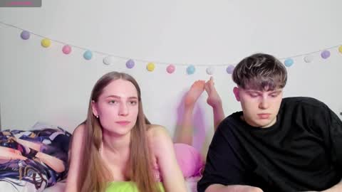 emily_and_ilumi online show from January 4, 12:37 am