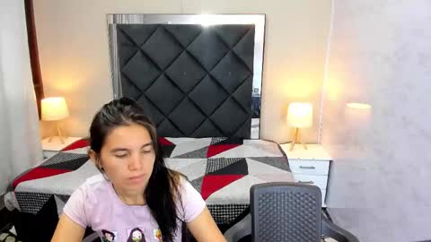 Snapshot of emily_and_soffy chatting on February 20, 12:05 pm Emily and Soffy online show from February 20, 12:05 pm