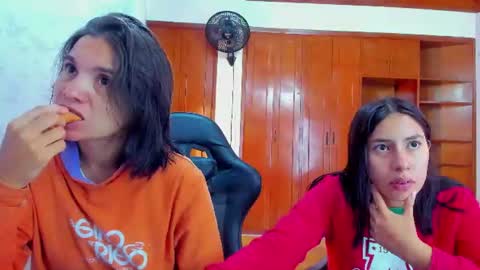 Snapshot of emily_and_soffy chatting on June 12, 12:15 pm Emily and Soffy online show from June 12, 12:15 pm