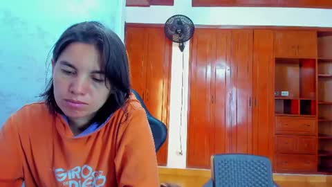 Snapshot of emily_and_soffy chatting on June 13, 12:58 pm Emily and Soffy online show from June 13, 12:58 pm