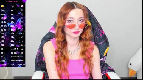 Snapshot of emily_cline chatting on September 29, 10:25 pm emily_cline online show from September 29, 10:25 pm