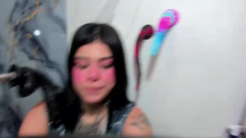 emily_evol online show from May 14, 11:39 am