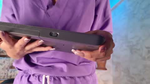 emily_greco online show from July 1, 11:34 am