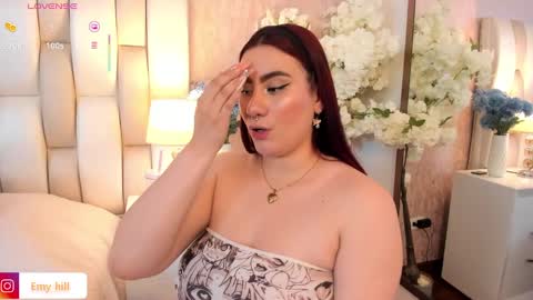 Snapshot of emily_hill___ chatting on January 29, 12:12 am EMILY Monday 5-2 am From Tuesday to Friday5-1 am Colombia time online show from January 29, 12:12 am