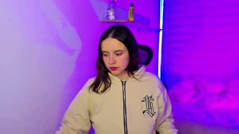 emily_lindey online show from November 22, 3:16 am