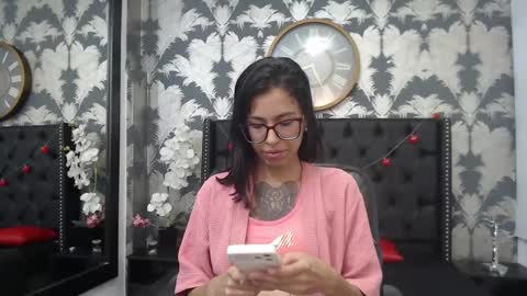 Emily online show from March 5, 7:27 pm